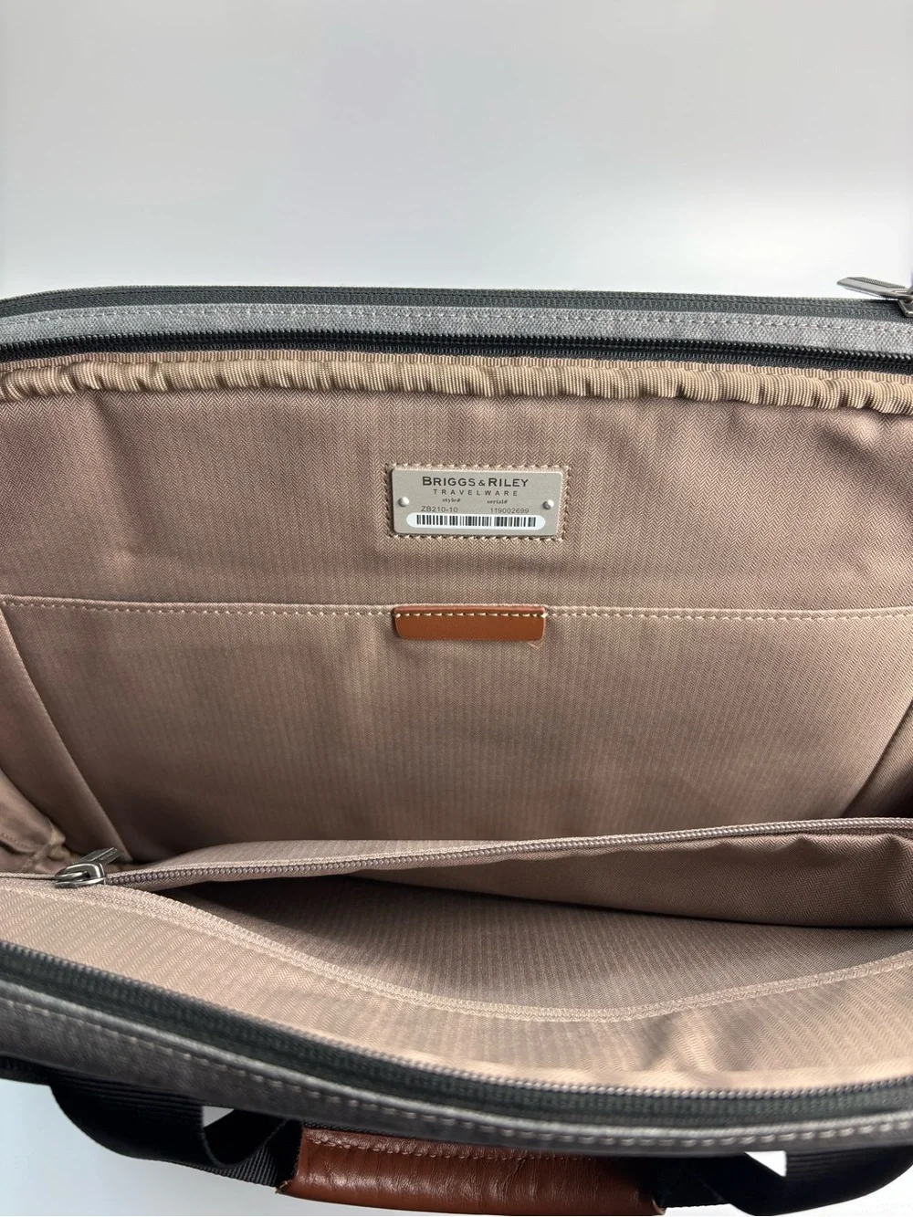 Briggs & Riley Kinzie Street 2.0 Micro Messenger Grey Bag No Shoulder Strap